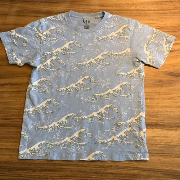 Uniqlo Shirts Uniqlo X Hokusai Blue Wave Tee Poshmark